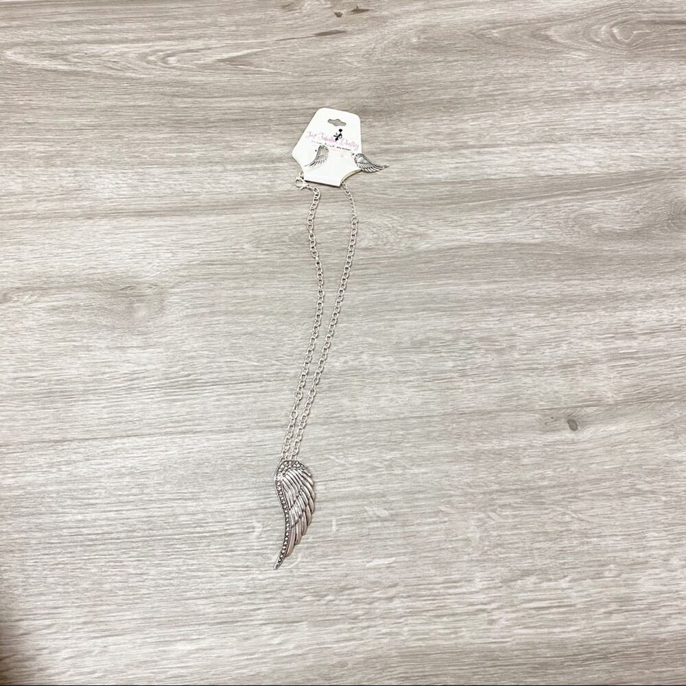 Wing Silver Necklace and Earring Set
